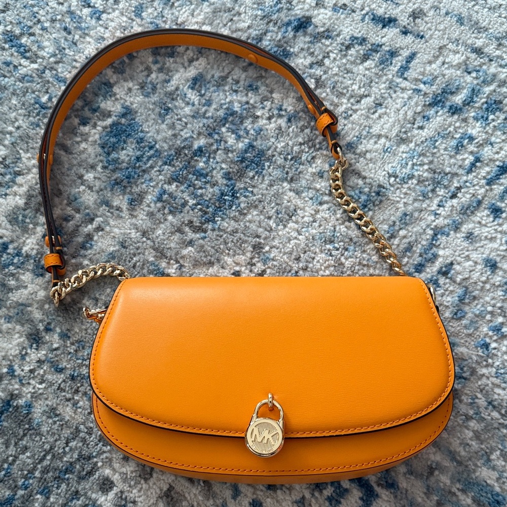 Michael Kors Mila Bag